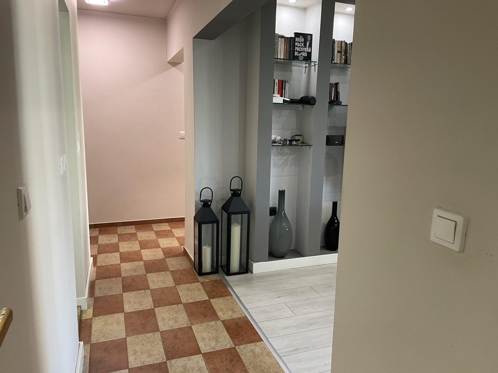 Тристаен апартамент за продажба в ж.к. Лозенец, 2090076