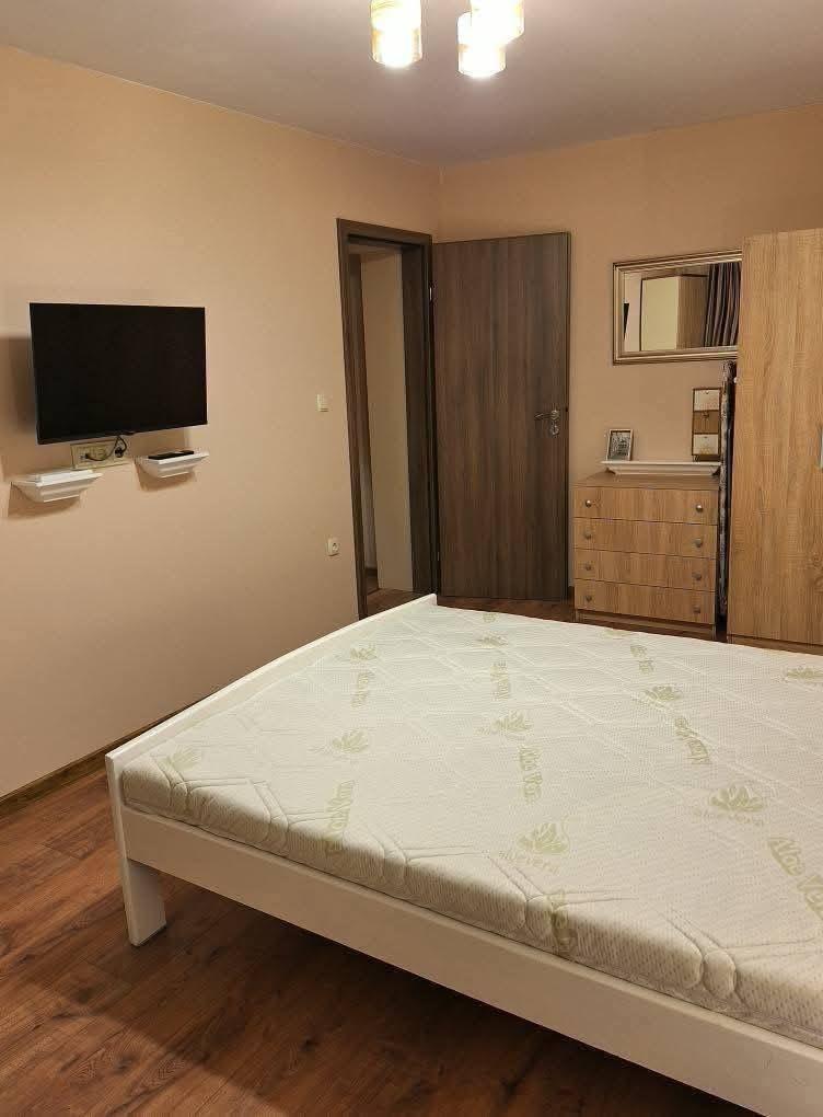 Етаж от къща под наем в гр. Божурище, 2214306