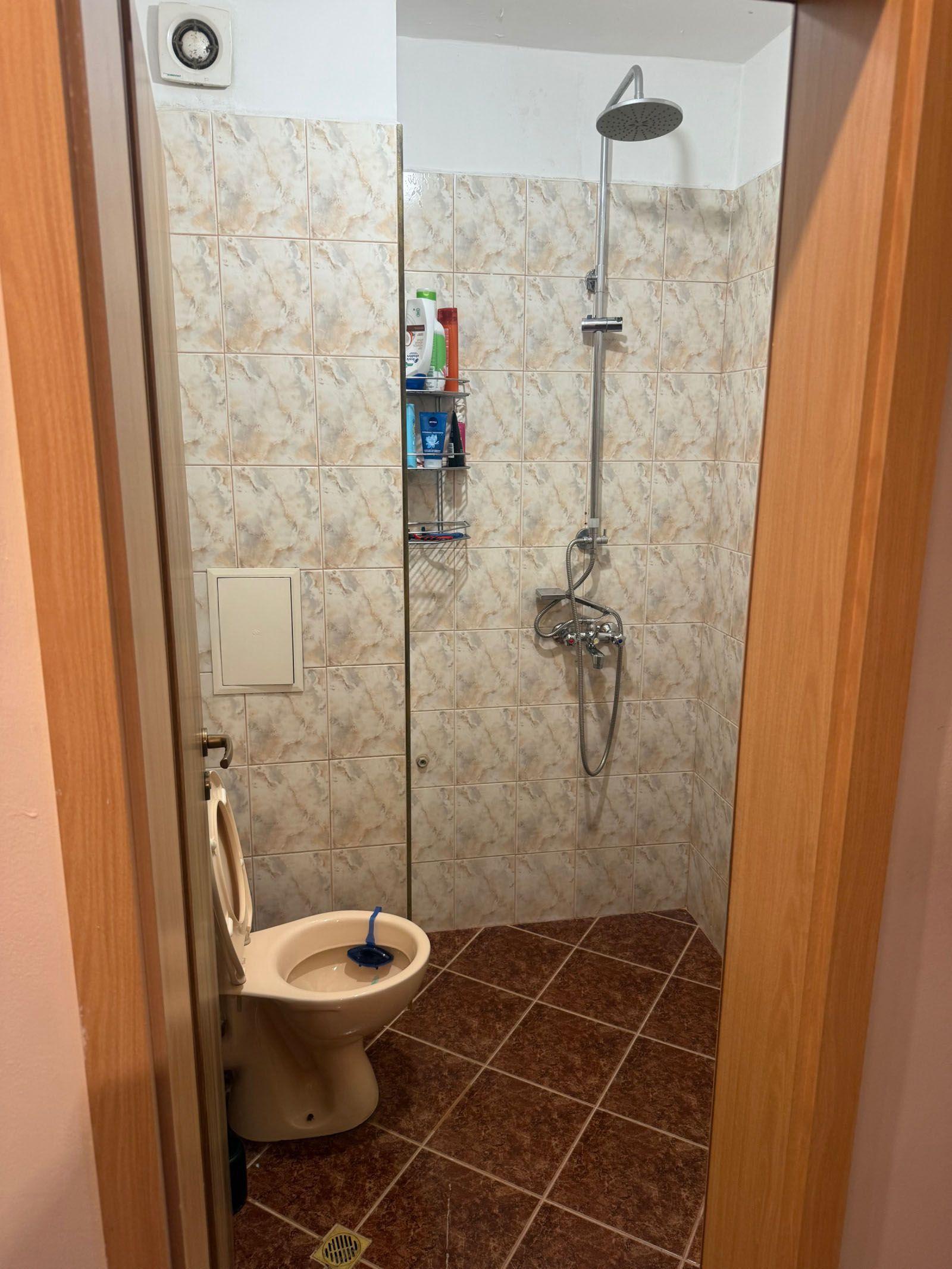 Под наем в София тристаен Център ID 2196943