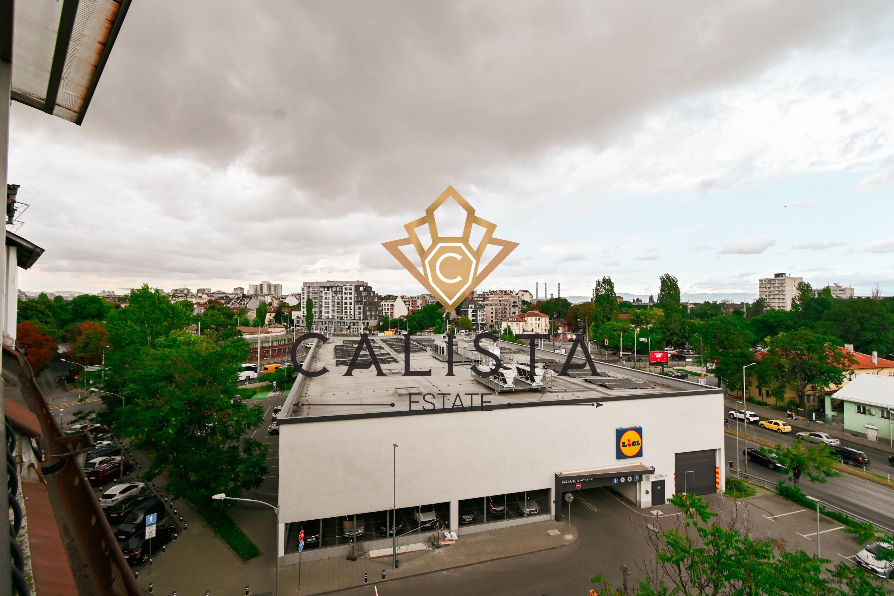 Под наем в София тристаен Център ID 2122218