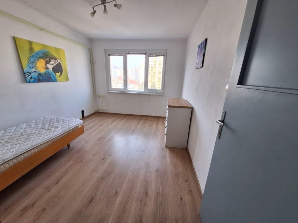 Под наем в София тристаен Стрелбище  ID 2199216