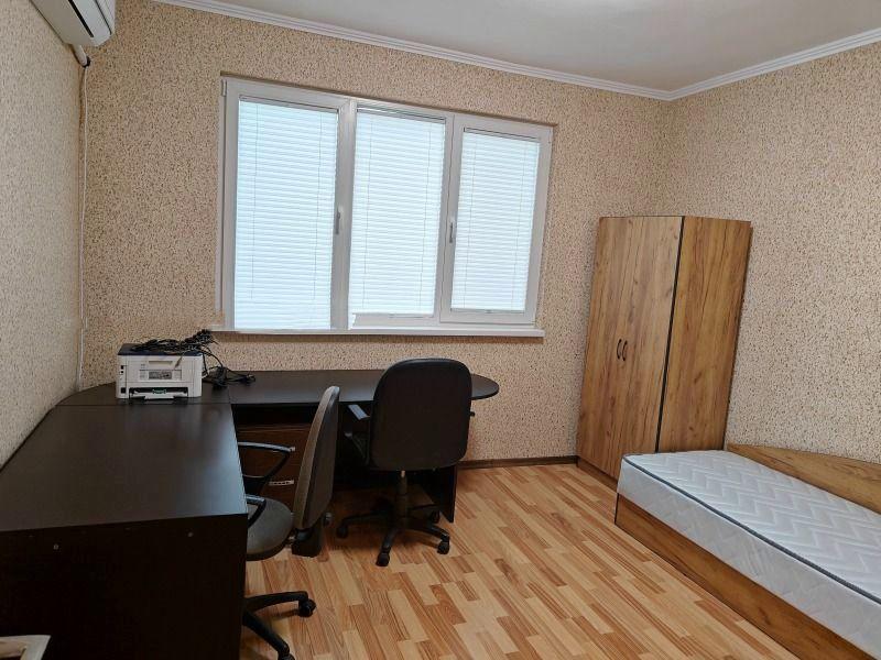 Тристаен апартамент под наем в ж.к. Лозенец, 2212572