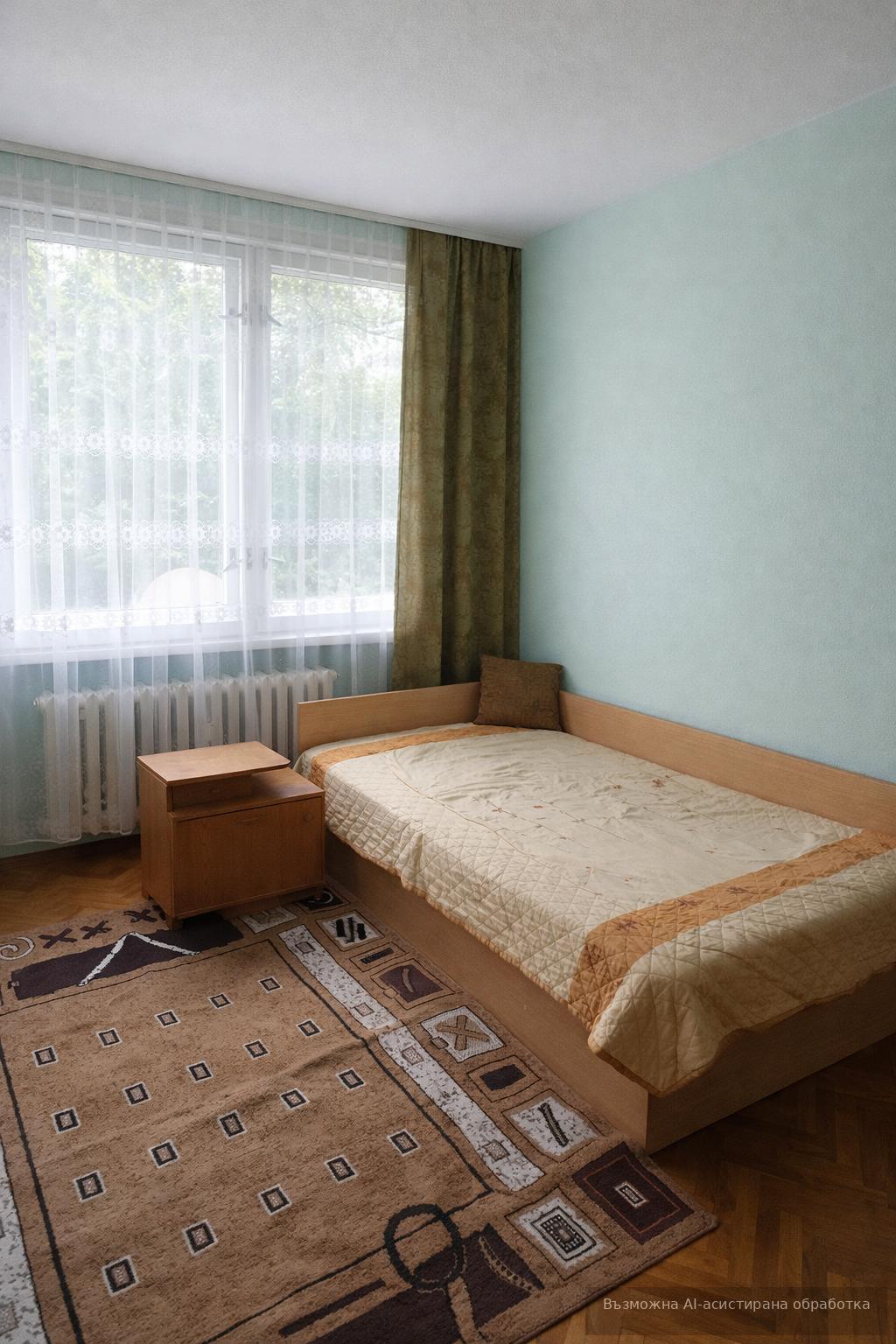 Тристаен апартамент под наем в ж.к. Света троица, 2140694