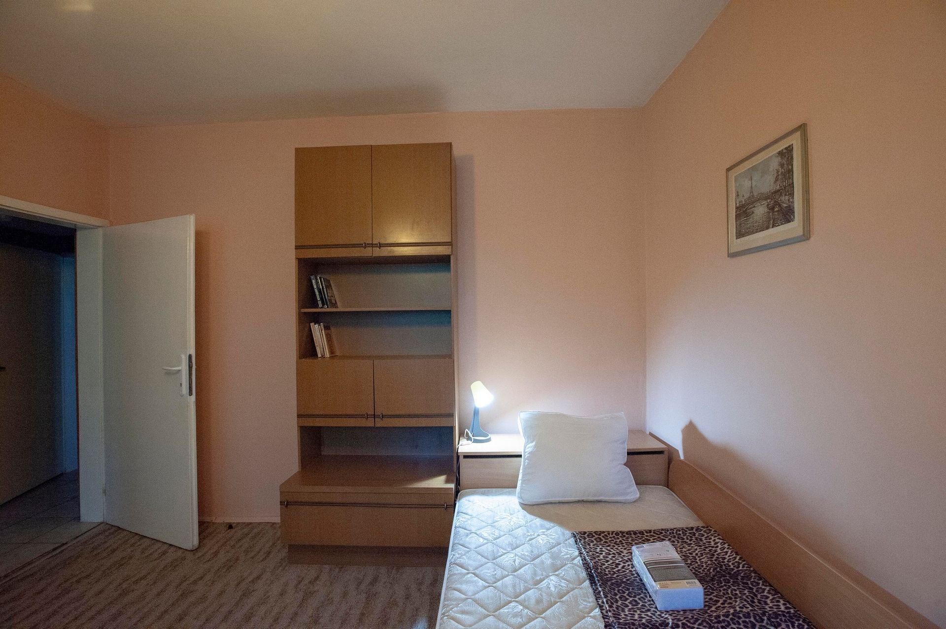 Тристаен апартамент под наем в ж.к. Лагера, 2224585
