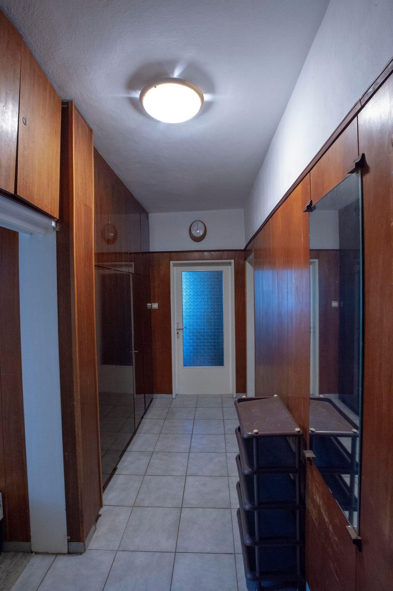 Тристаен апартамент под наем в ж.к. Лагера, 2224585