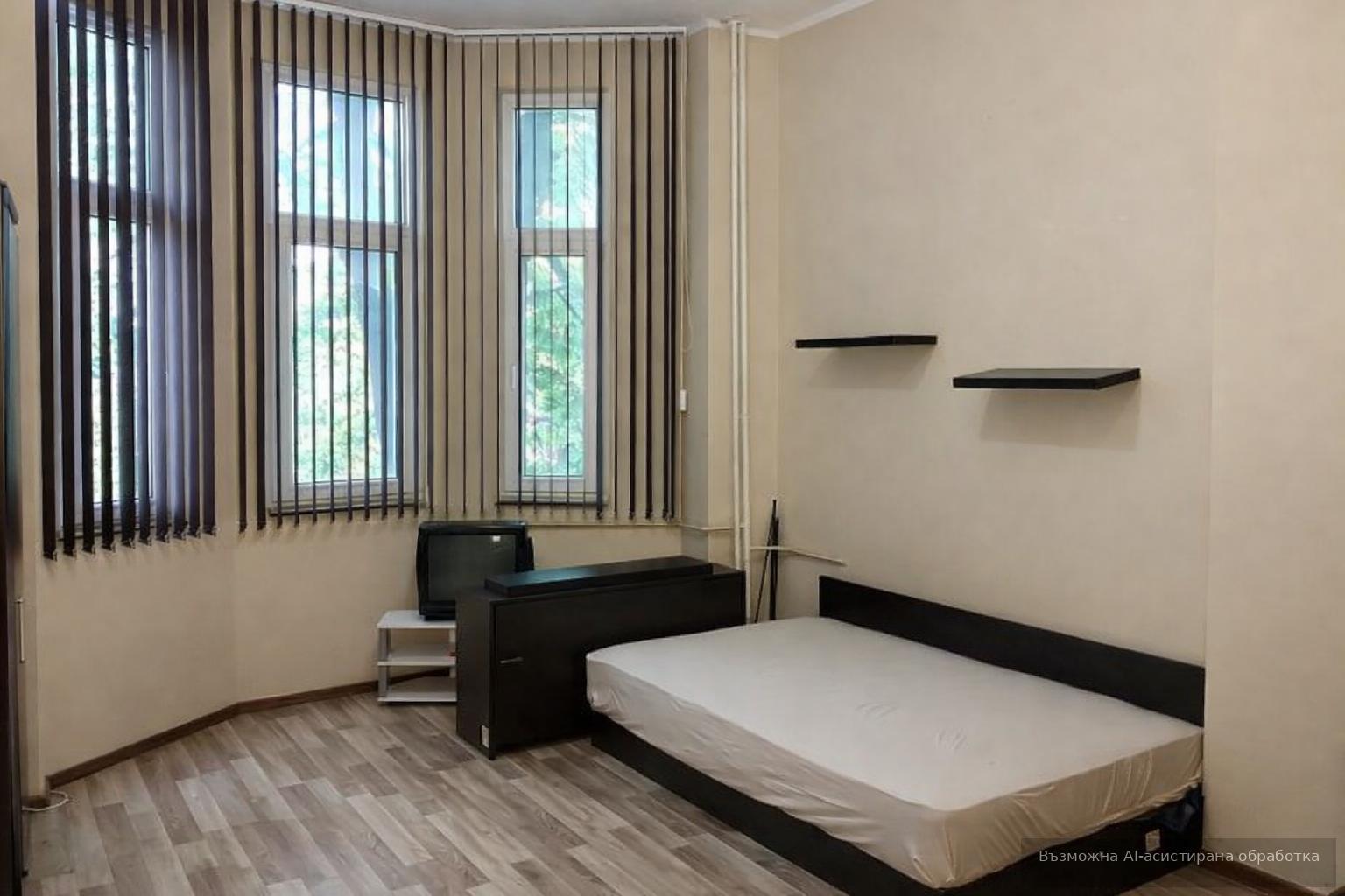 Тристаен апартамент под наем в ж.к. Банишора, 2229662