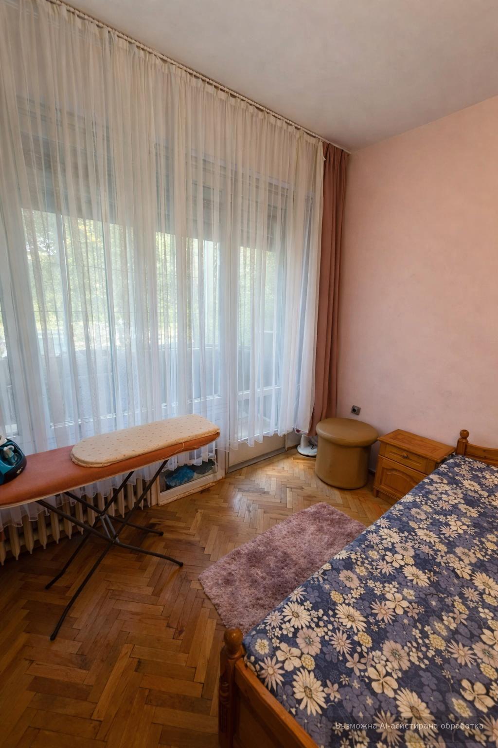 Двустаен апартамент под наем в ж.к. Свобода, 2208466