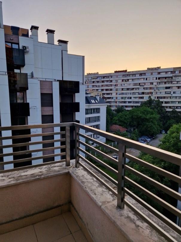 Тристаен, под наем, жк. Кръстова вада
