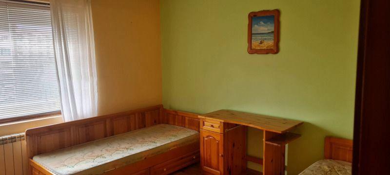 Тристаен апартамент под наем в ж.к. Лагера, 2229607