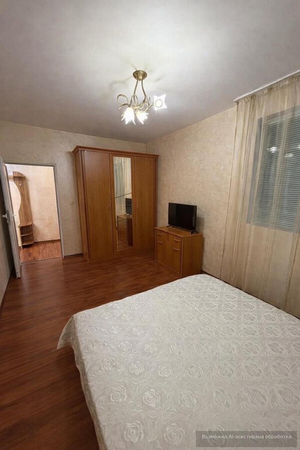 Тристаен апартамент под наем в ж.к. Красно село, 2232853