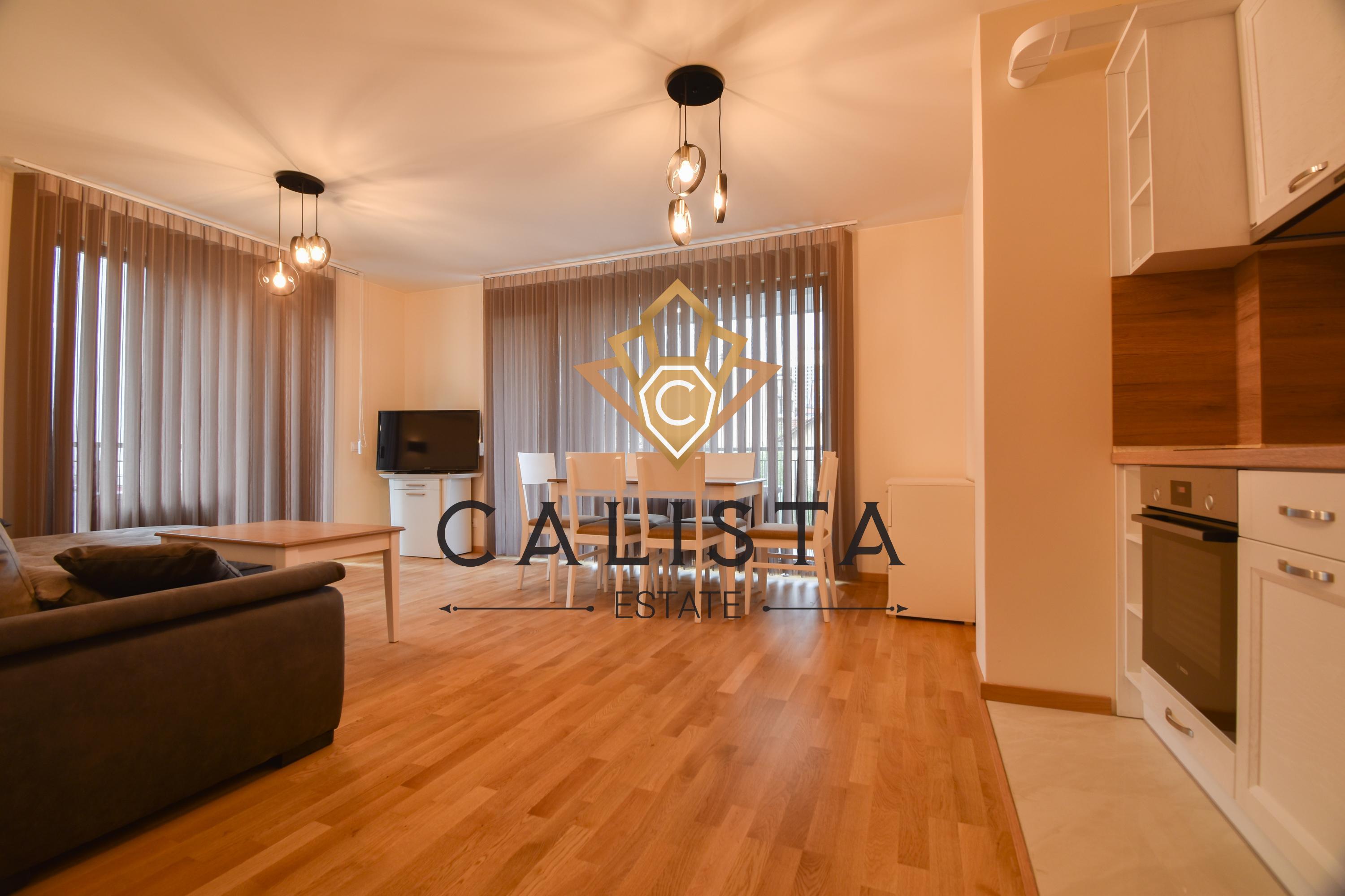 Тристаен апартамент под наем в центъра на София, 2159587