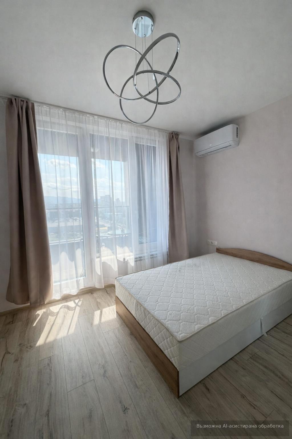 Тристаен апартамент под наем в ж.к. Банишора, 2232995
