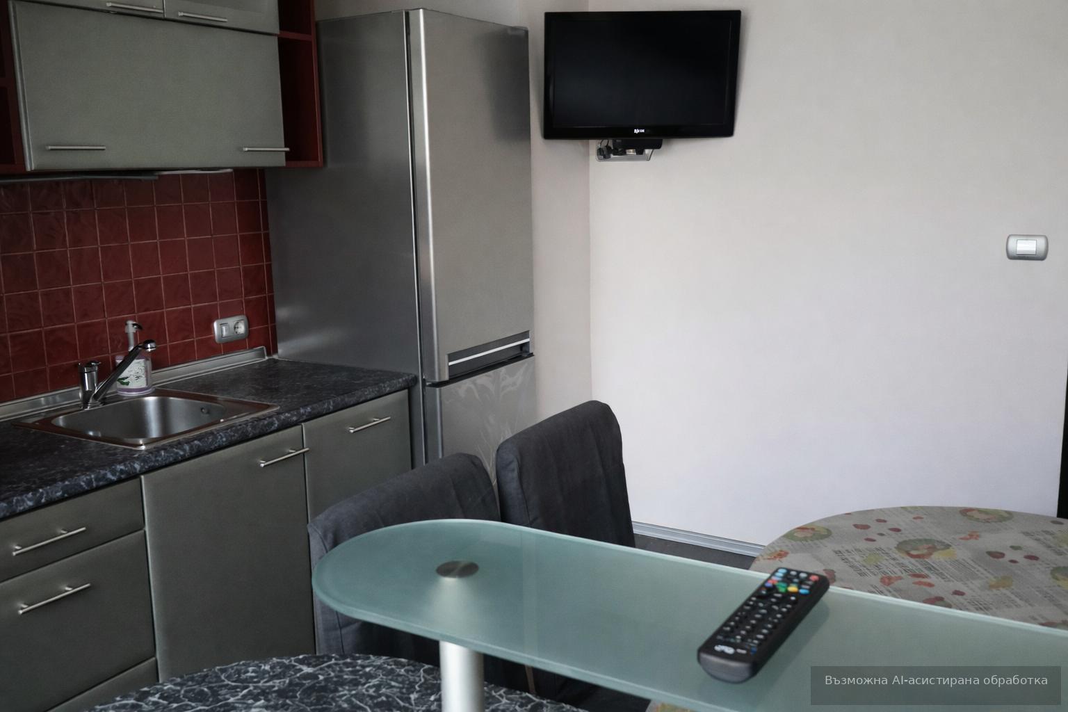 Тристаен апартамент под наем в ж.к. Лагера, 2123441