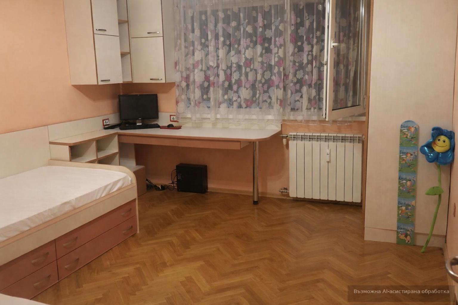 Тристаен апартамент под наем в ж.к. Лагера, 2123441
