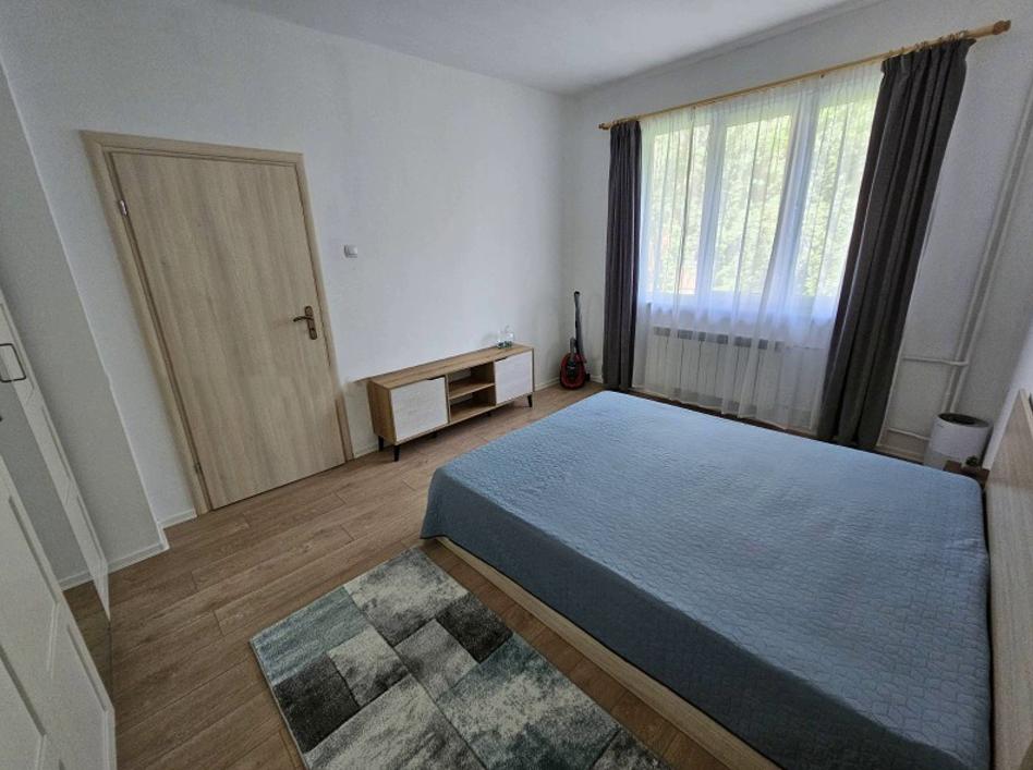 Тристаен апартамент под наем в ж.к. Лозенец, 2186963